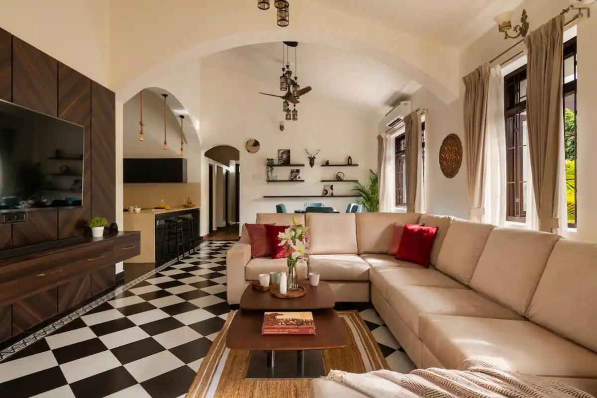 Stone Hearth Villa Anjuna Esterno foto